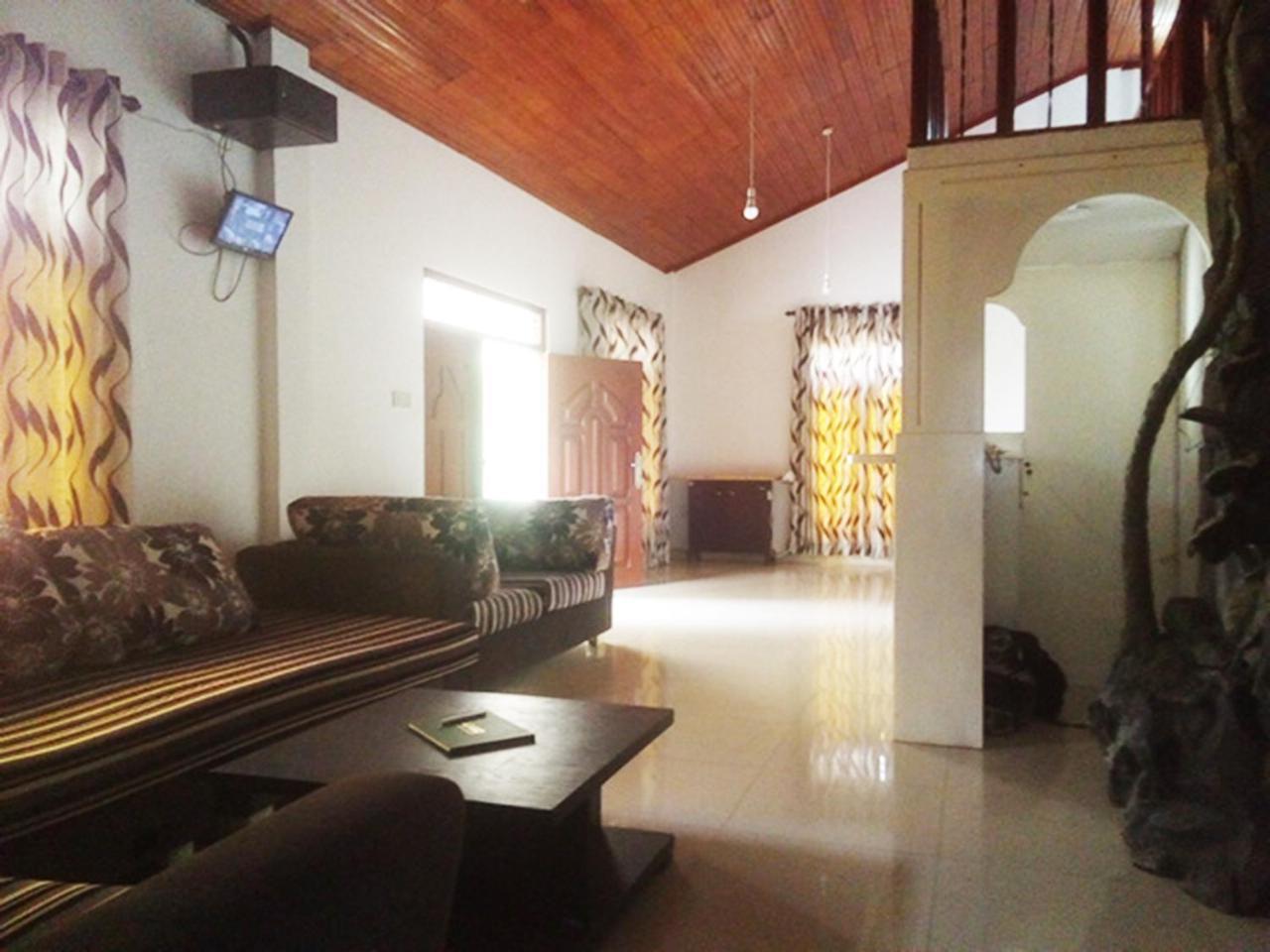 Ella Gate Resort Kumbalwela Exterior photo